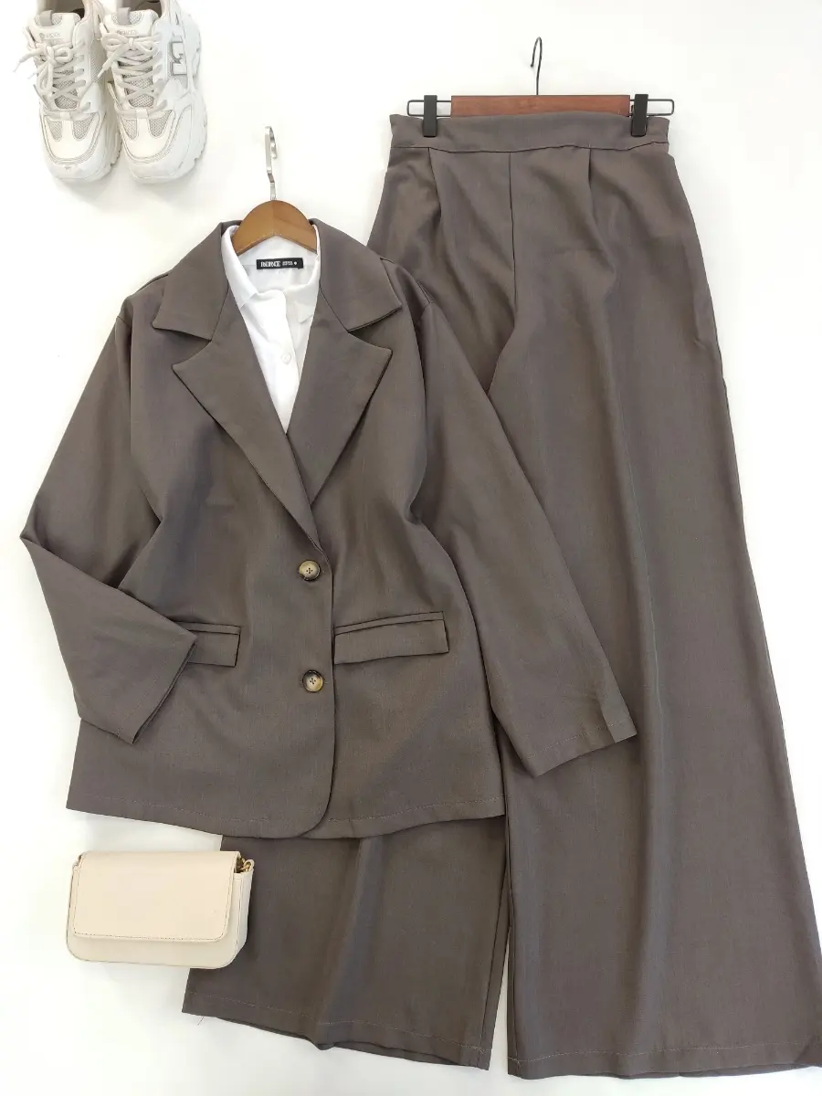 کت شلوار جلوه